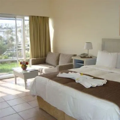 Gundem Resort Bodrum 4*,