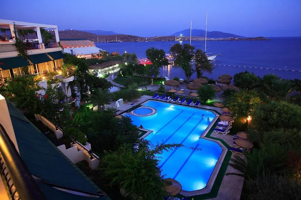 בודרום Gundem Resort 4*,  טורקיה